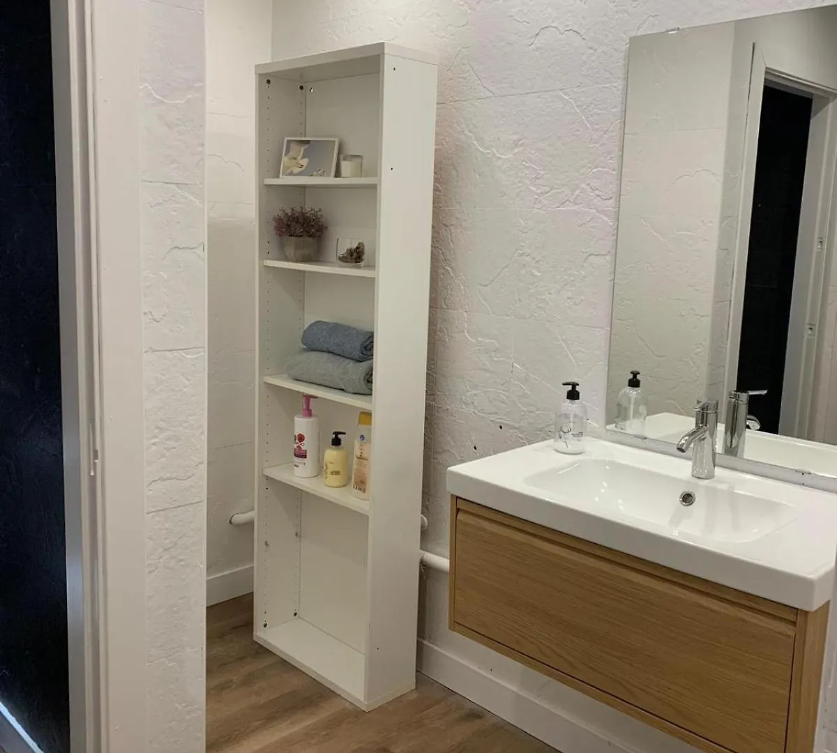 바르셀로나 Loft Sleeper Llum 아파트